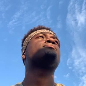 Meet your Posher, Emmanuel